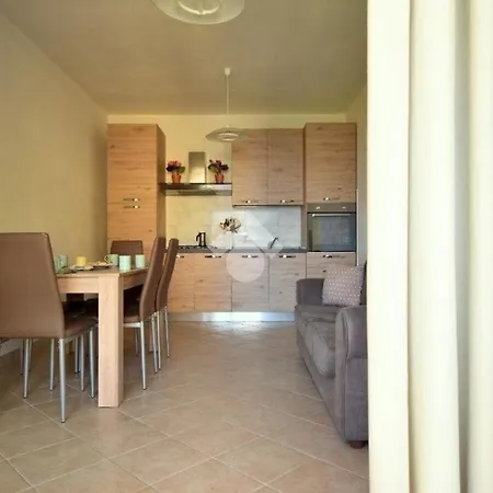 Casa Arborea Con Vista Mare 카스텔사르도